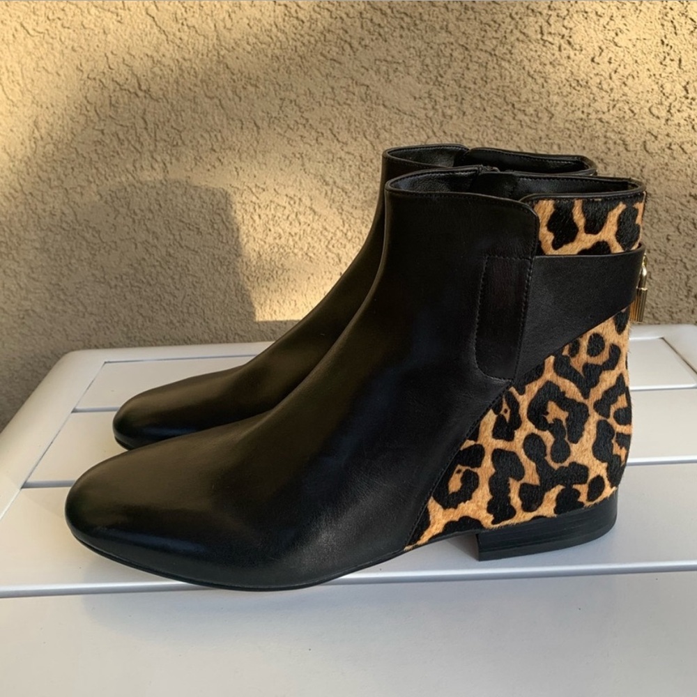 Michael Kors Black Leather & Calf Hair Leopard Print Boots - Size 8 - EUC